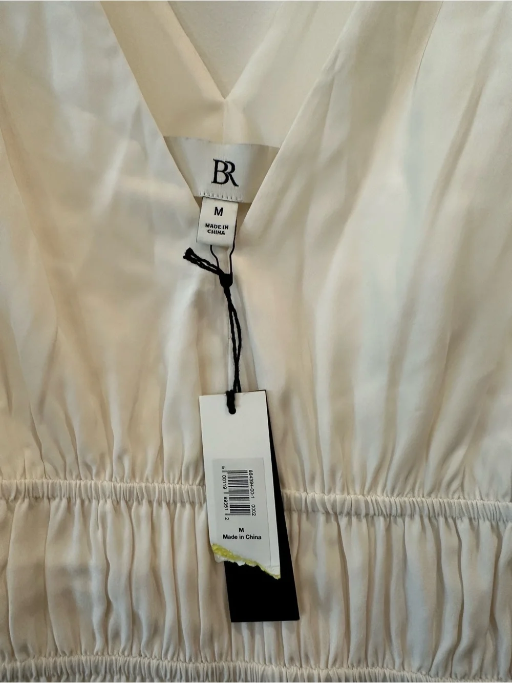 Silk Cream V-Neck Peplum Sleeveless Top Blouse - Banana Republic, Medium, New - Picture 6 of 8